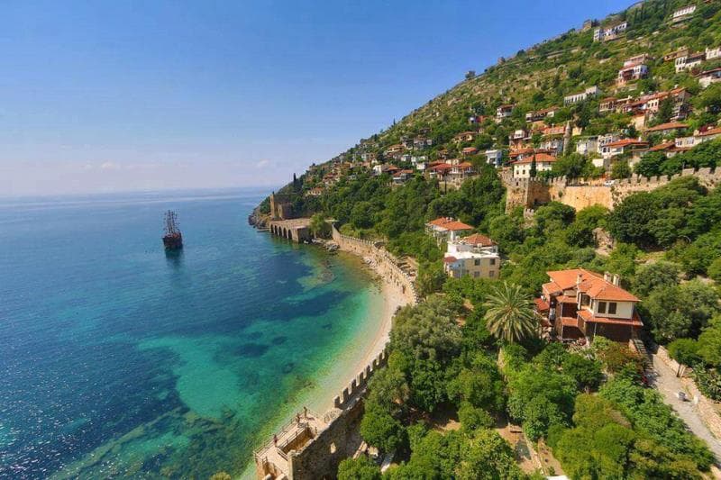 Alanya Kalesi'ni Denizden Seyretme